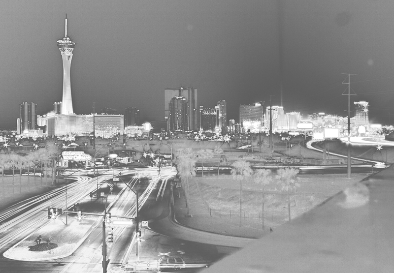 Illustration for article titled 18 Oddworld Photos That Reverse Light And Dark
